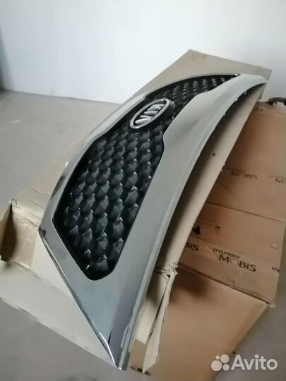 Решетка радиатора Kia sorento XM 2009-2012