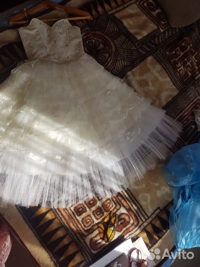 Платье для девочки нарядное