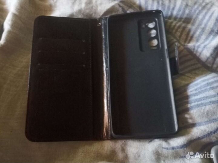 Чехлы для смартфона Realmi Master Edition