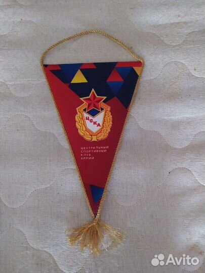 Спорт. атрибуты,шарфы,вымпелы,стартовые номера