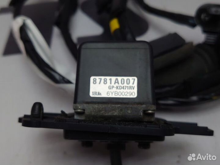 Камера заднего вида Mitsubishi Outlander