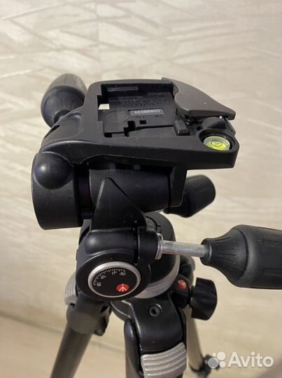 Штатив Manfrotto 055DB + голова 804RC2