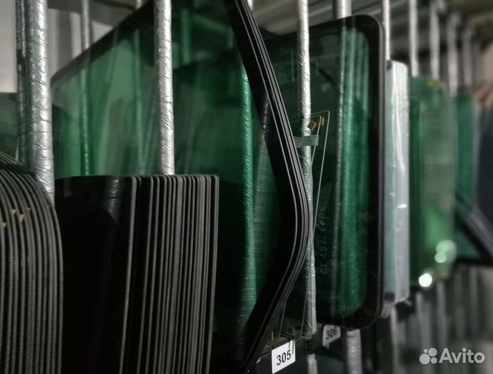 Стекло кабины xcmg XR130E