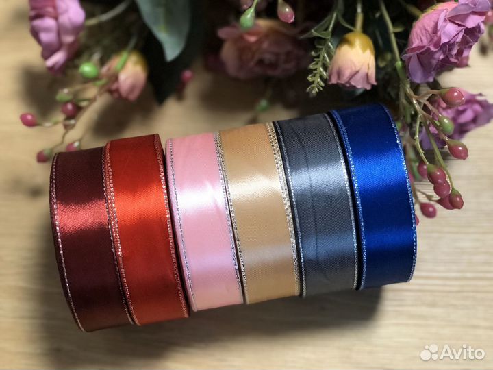 Атласная лента с люрексом