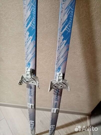 Беговые лыжи