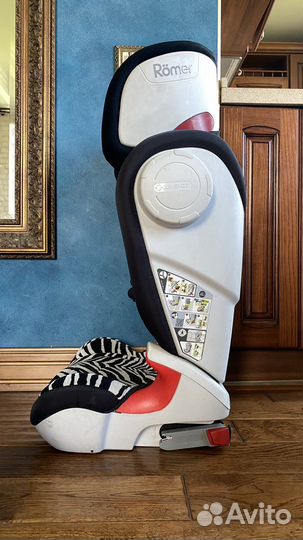 Britax Romer kidfix xp sict 15-36 автокресло