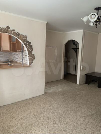 2-к. квартира, 43 м², 2/5 эт.