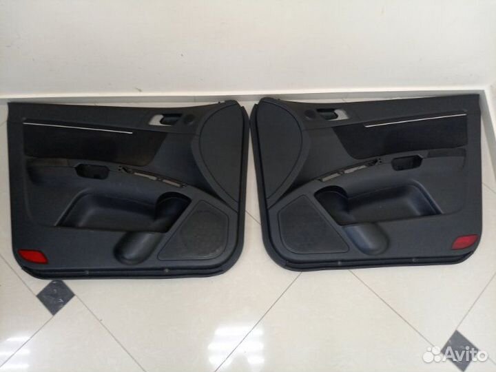 Обшивки дверей комплект Geely Emgrand EC7 JL4G18