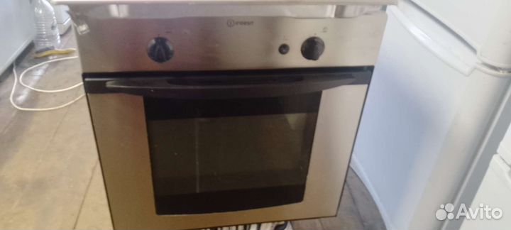 Варочная панель и духовой шкаф Indesit