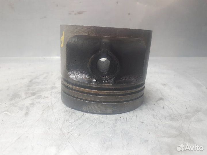 Поршень Volkswagen Passat B3 1988-1993