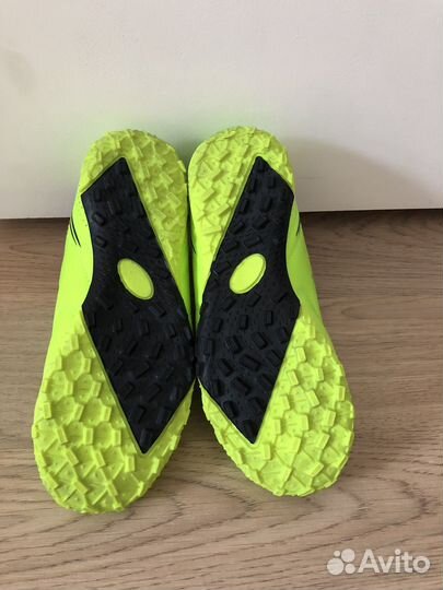 Детская спортивная обувь (бутсы)