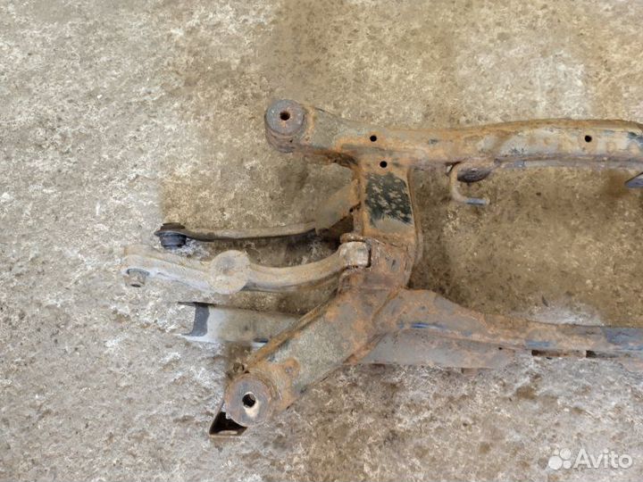 Балка задняя Subaru Legacy BH9 1998 - 2003