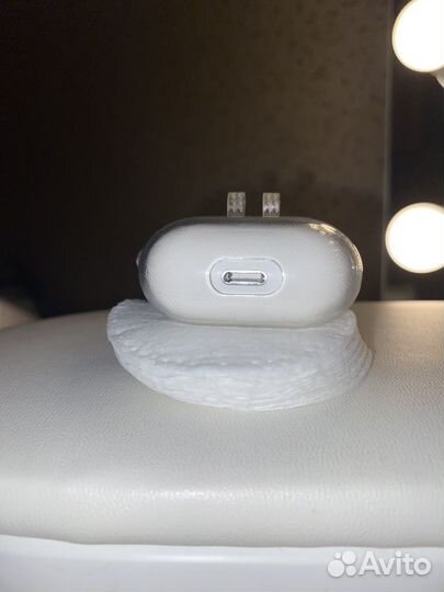 Беспроводные наушники apple airpods 1