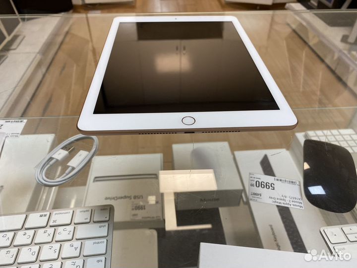 iPad 6 2018 32gb на гарантии