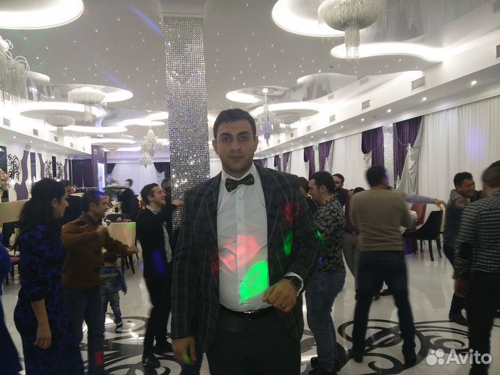 Ведущий - Тамада - Певец - Музыкант