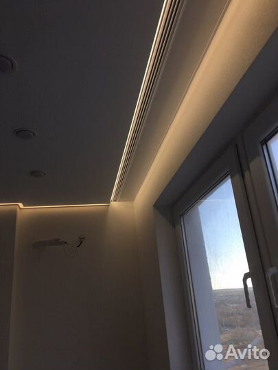 Потолочный карниз