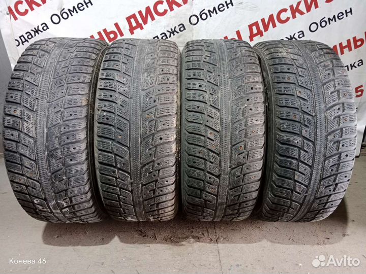 Kumho I'Zen KW22 215/55 R16 97T