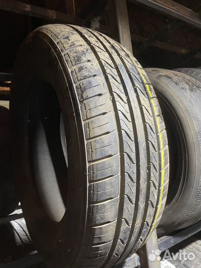 Sentury UHP 195/65 R15 91H