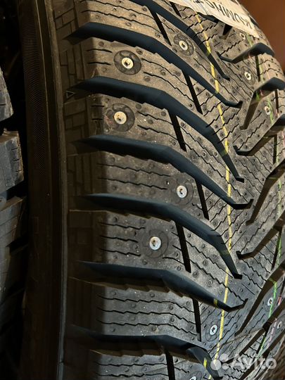 Kumho WinterCraft SUV Ice WS31 225/60 R17 103T