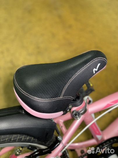 Подростковый велосипед Novatrack Alice Disc 20