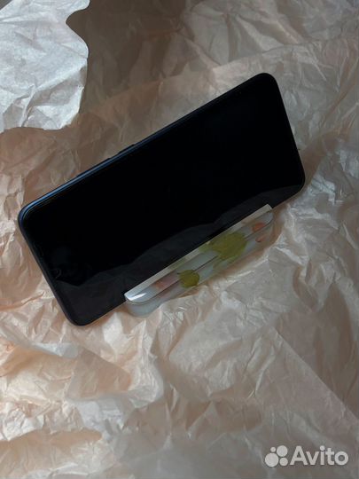 Подставка для телефона из эпоксидной смолы