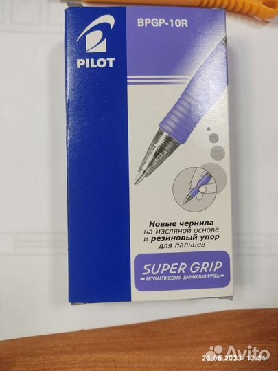 Набор из 12 ручек Pilot supergrip, автоматическая
