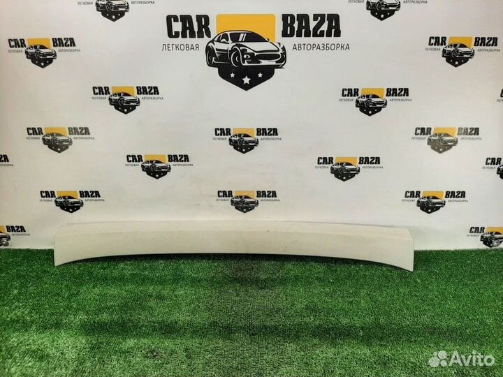 Обшивка потолка Volkswagen Golf