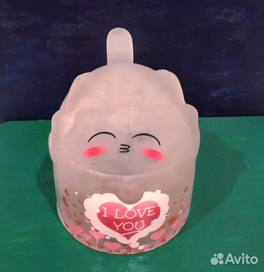 Тарелки фарфоровые и фаянсовые