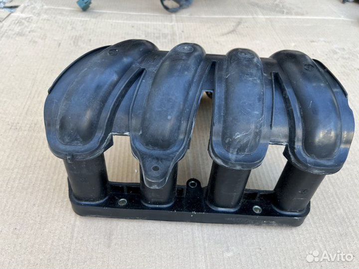 Коллектор впускной Nissan Note хэтчбек 5 дв 1.4 Л