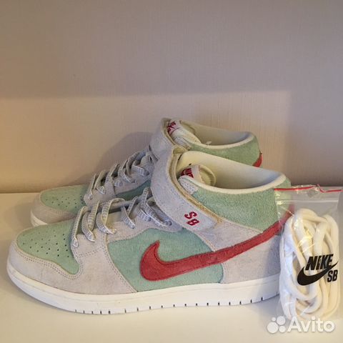 nike sb dunk mid pro qs