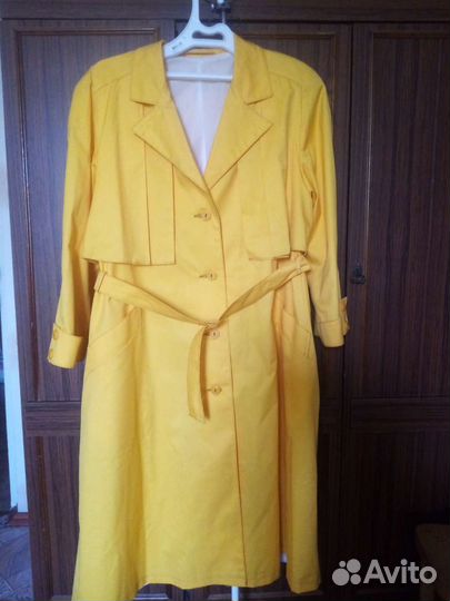 Плащ женский