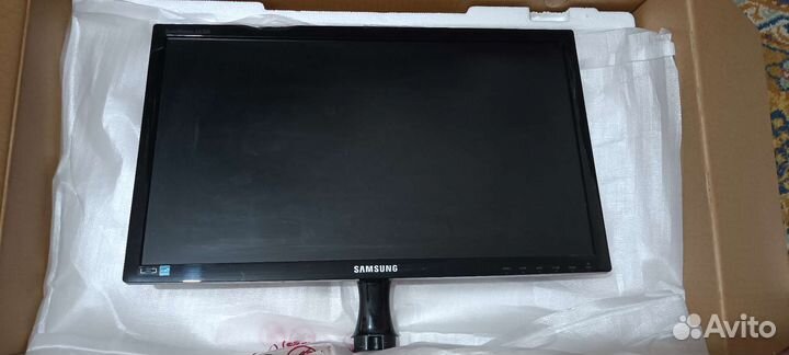 Монитор для компьютера Samsung