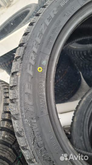 Toyo Observe Ice-Freezer SUV 245/45 R18