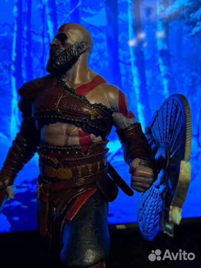 Фигурка Кратоса из God of War