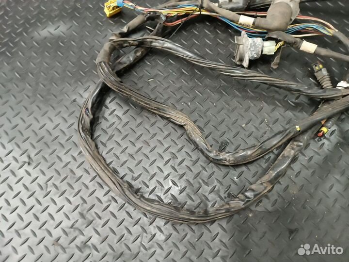 1698739 Проводка перекидок Daf XF105