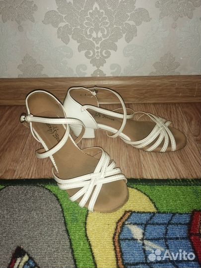 Туфли бальные 34