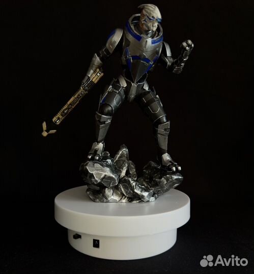 Фигурка Гаррус Вакариан