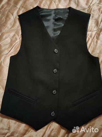 Жилетка для мальчика 128 рост