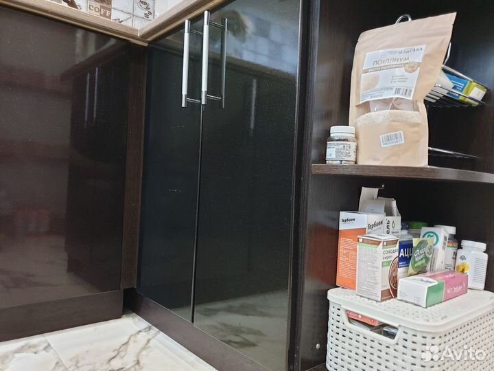 Кухня б/у с техникой