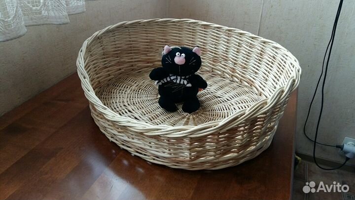 Лежанка для кошки