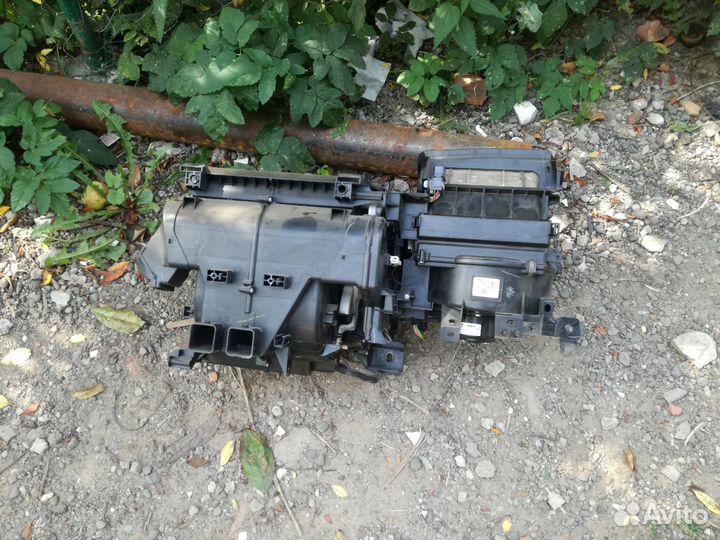 Печка,моторчик, тойота Королла Е12,2004-2006