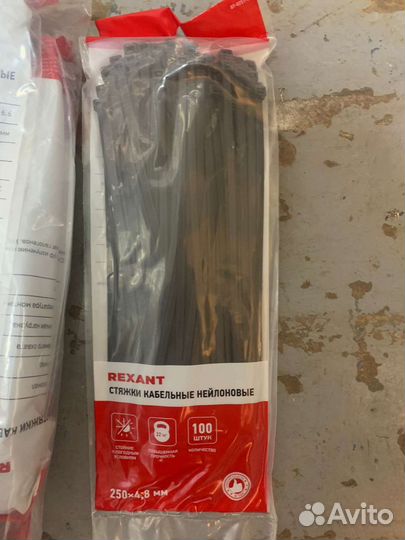 Стяжки хомуты нейлоновые