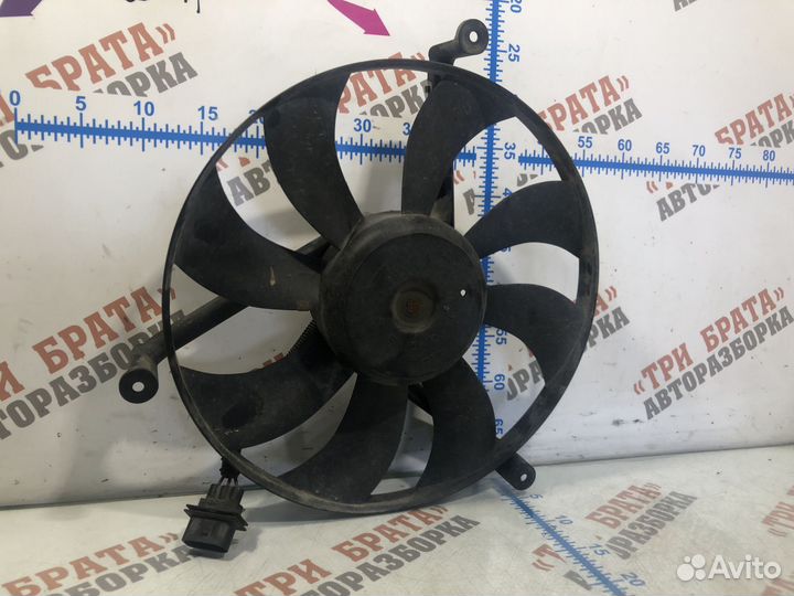 Шкода Фабия Вентилятор охлаждения двигателя