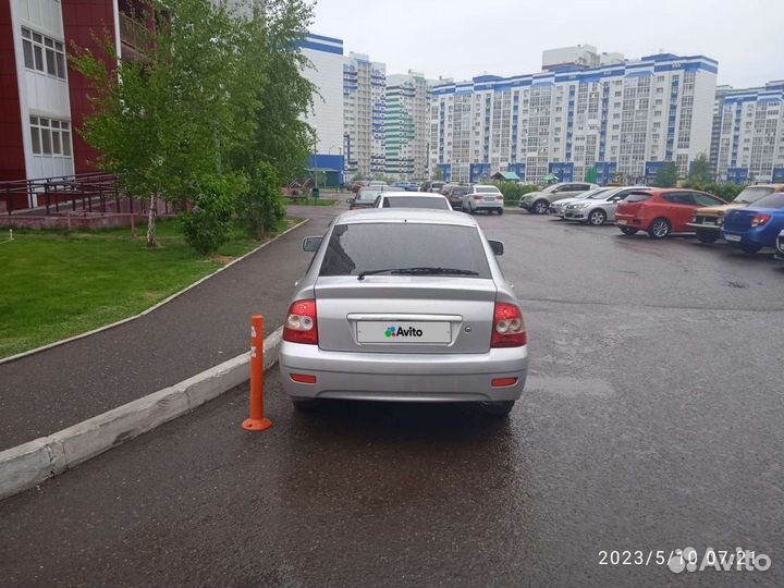 LADA Priora 1.6 МТ, 2010, битый, 137 000 км