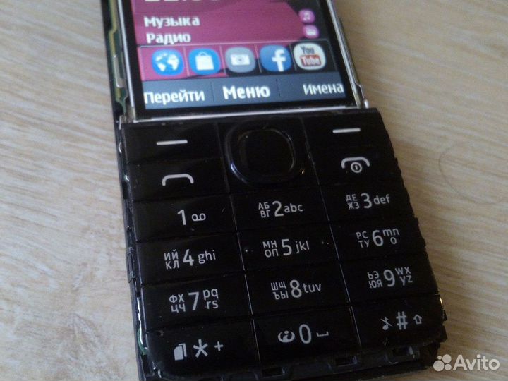 Телефон Nokia 301 Dual sim