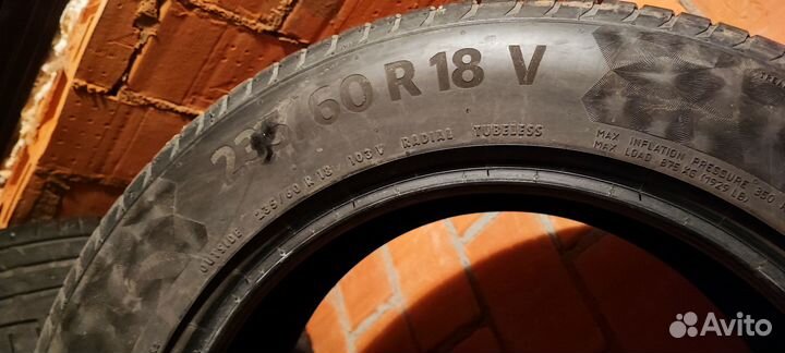 Continental ContiPremiumContact 6 235/60 R18 V