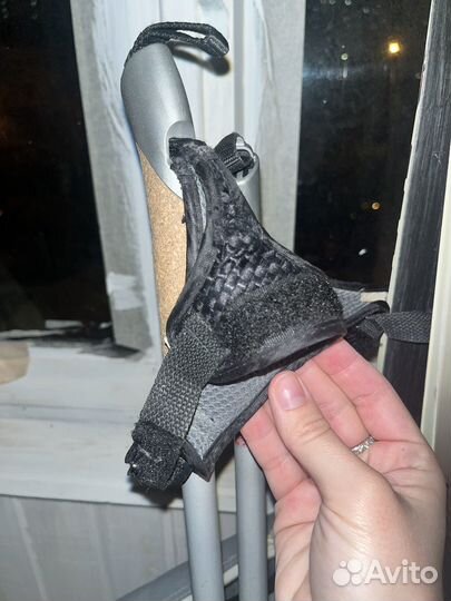 Беговые лыжи atomic и лыжные палки stc