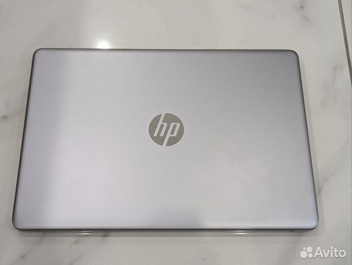 Ноутбук HP 250 G8