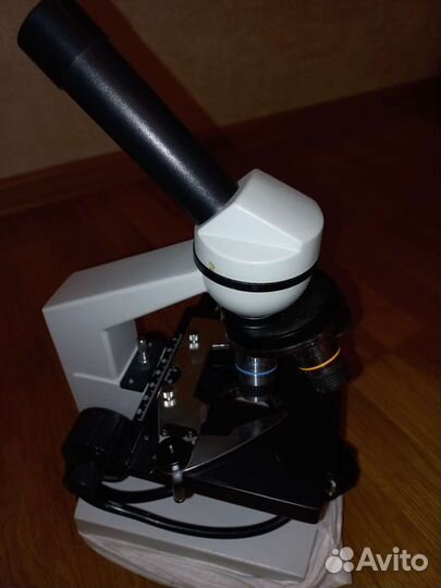 Микроскоп медицинский