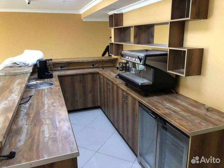 Торговое оборудование для магазинов и кафе